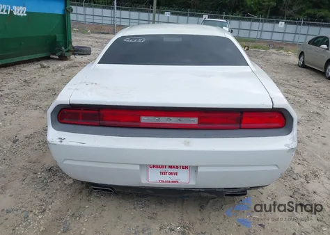 2013 Dodge Challenger Sxt из США, поврежденный, VIN 2C3CDYAG0DH607372